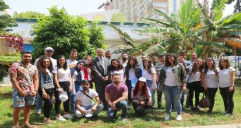 Başkan Tarhan, kadın üretici pazarlarını üniversite öğrencilerine de açıyor