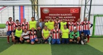 MERSİN BAROSU’NUN GELENEKSEL HALI SAHA FUTBOL TURNUVASI BAŞLADI