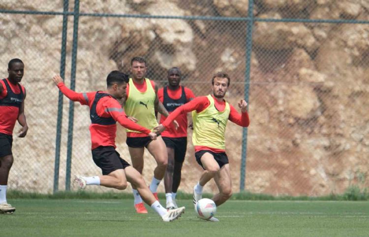 Atakaş Hatayspor, Göztepe maçı hazırlıklarını sürdürdü