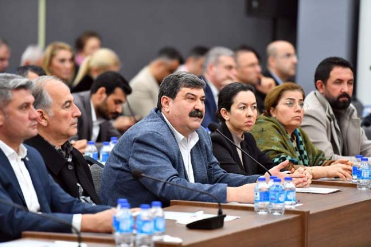 Toroslar Belediye Başkanı Yıldız:Belediyeleri Kilitlemek Halkı Cezalandırmak Olur