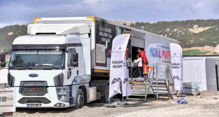 Mersin Büyükşehir Belediyesi, Adıyaman'da çalışmalarını sürdürüyor