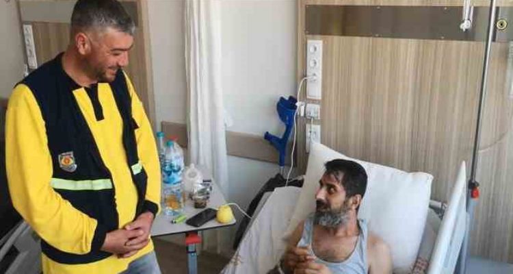 Türkiye'nin konuştuğu ‘Ahmet ağabey’, AFAD ekibi ile diyaloğunu ve yaşadıklarını anlattı