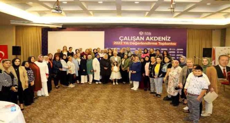 Başkan Gültak, Akdeniz'in değişimini mahalle başkanlarına anlattı