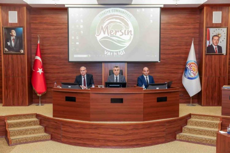 Vali Toros:Mersin’in huzurunu bozmak isteyenlere geçit yok