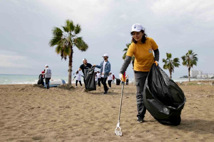 Mersin sahilleri plastik atıklardan arınacak