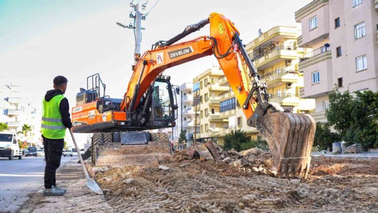 Tarsus’ta sokaklar yenileniyor