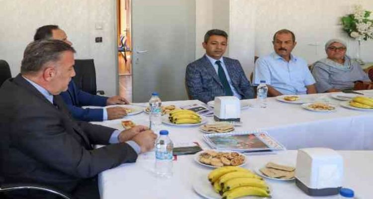 Koca: Eğitim gönülden yapılan bir iştir