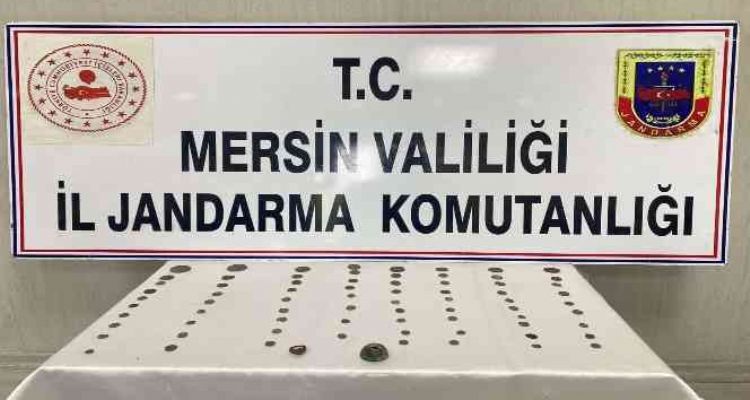 Mersin'de 80 bronz sikke ele geçirildi
