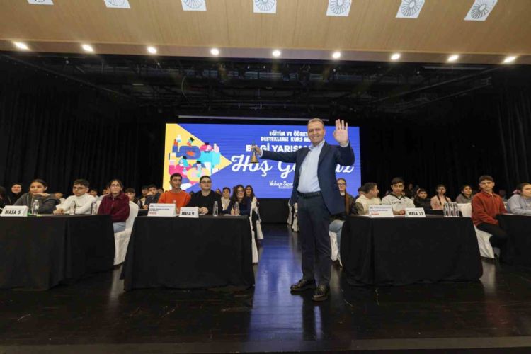 Seçer: Mersin, eğitimli gençlerle daha da gelişecek