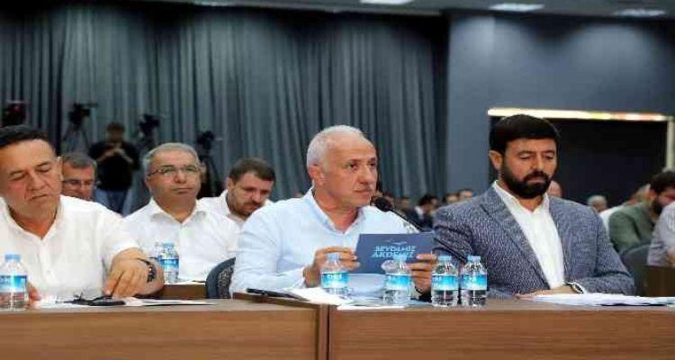 Gültak, meclis toplantısında Eren Bülbül'ü andı