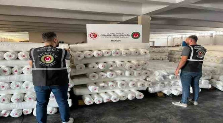 Mersin’de 9 milyon 300 bin lira değerinde kaçak polyester kumaş ele geçirildi