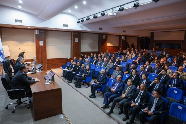 Vali Toros: Mersinimize değer katacak projeleri hayata geçireceğiz