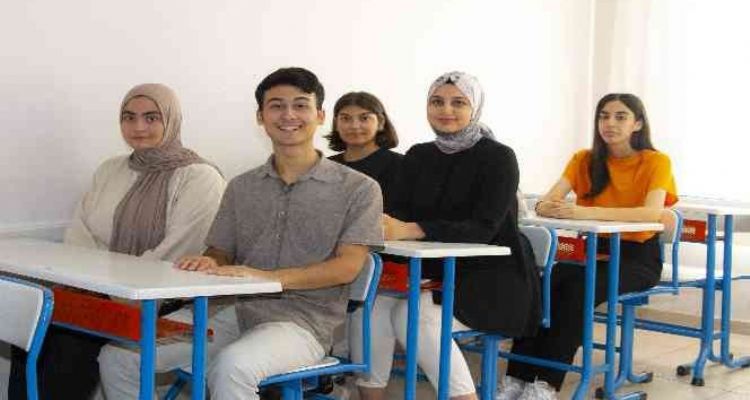 Mersin Büyükşehir Belediyesinin kurs merkezlerinden büyük başarı
