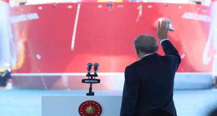 ‘Abdulhamid Han’ Cumhurbaşkanı Erdoğan'ın katıldığı törenle Akdeniz'e uğurlandı