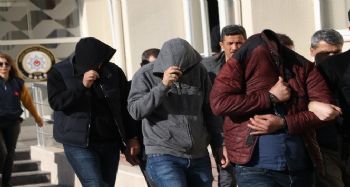 123 kişiyi mağdur eden tefeciler adliyeye sevk edildi
