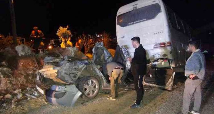 Akkuyu NGS işçilerini taşıyan otobüs kaza yaptı: 1 ölü, 21 yaralı