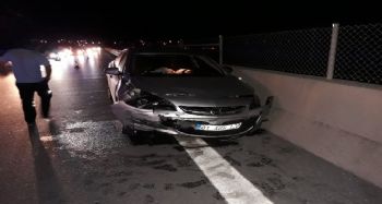Tarsus'ta kaza yapan sürücü aracını bırakıp kaçtı