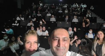 Başkan Yılmaz, kadınlarla birlikte ‘Tomris’ filmini izledi