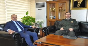 İL JANDARMA KOMUTANI J.KD ALBAY CAVLAK’TAN BAŞKAN DİNÇER’E ZİYARET