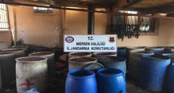 MERSİN'DE 18 BİN LİTRE BOĞMA RAKI ELE GEÇİRİLDİ