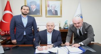 Akdeniz Belediyesi'nde toplu iş sözleşmesi imzalandı