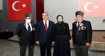 Vali Su ve eşi Zeliha Su, gaziler ve aileleriyle buluştu