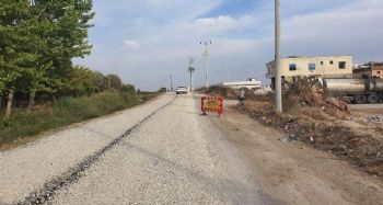 Büyükşehir Belediyesinden Tarsus'ta yol çalışması