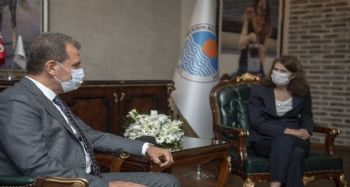 Hollanda Büyükelçisi Kwaasteniet'ten Seçer'e ziyaret