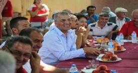 BAŞKAN TARHAN HALKIN SORUNLARINI DİNLEDİ