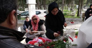 Özgecan Aslan, ölümünün 3. yılında mezarı başında anıldı