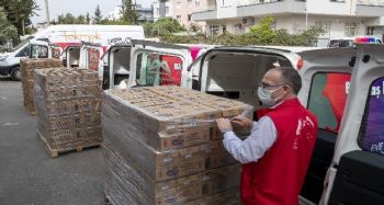 Büyükşehir Belediyesi, üreticiden aldığı 10 ton kuş üzümünü 200 bin çocuğa dağıtacak
