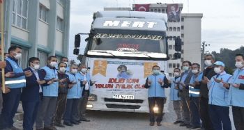 Tarsus'tan İdlib'e 1 tır gıda yardımı