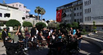 ENGELLİLER TOROS ÜNİVERSİTESİ’NDE KEP ATTI
