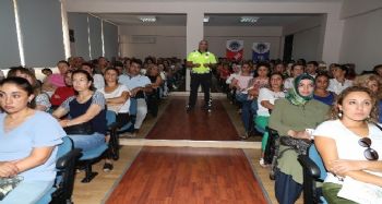 Öğretmenlere trafik eğitimi