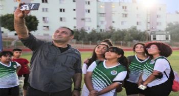 Toroslar Belediyesi Yaz Spor Kursları törenle açıldı