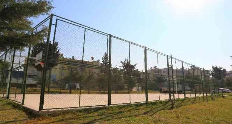 Mersin’de dev boyutlarda botanik heykeller inşa ediliyor