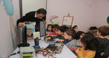 Erdemli Belediyesi, miniklere meslekleri tanıtıyor