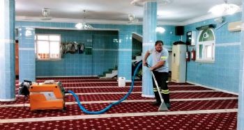 Akdeniz'de dezenfekte çalışmaları aralıksız sürüyor