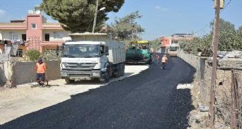 Büyükşehir Belediyesinin Tarsus'taki yol çalışmaları sürüyor