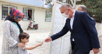 İşitme cihazının pili biten minik Aras'a Gönül Bağı ekibi yetişti