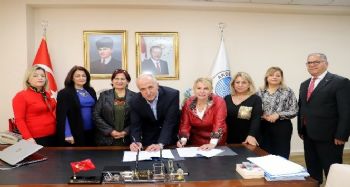 Akdeniz'de ‘Kadın Eğitimleri Projesi’ başlıyor