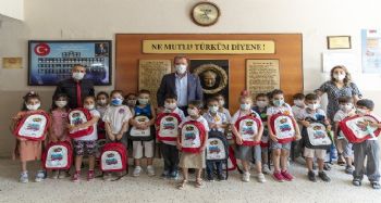 Mersin'de 16 bin öğrenciye çanta
