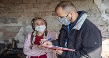 Evi yanan aileye belediyeden destek