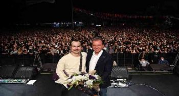 Mersin'de Cumhuriyet Bayramı konserlerle renklendi
