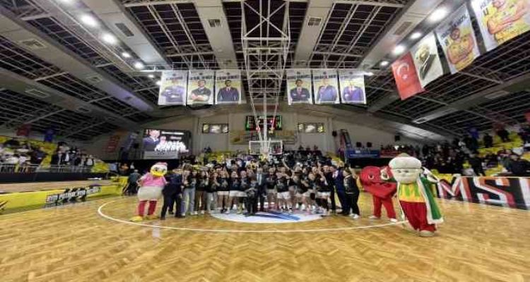 Tarsus Belediyesi Kadın Basketbol Takımı, Süper Lig'e yükseldi