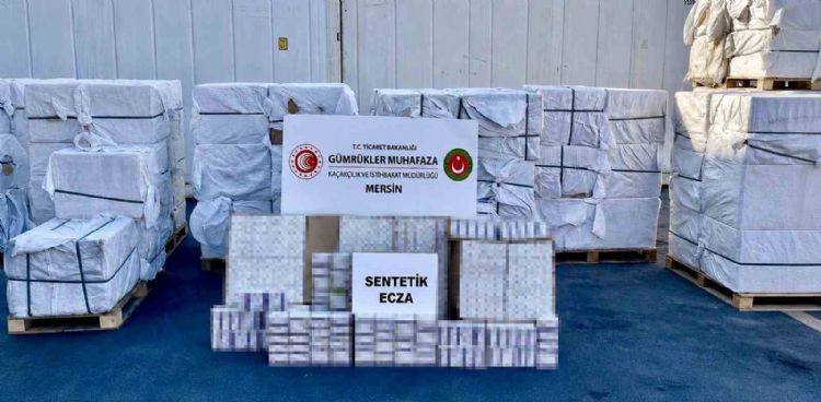 Mersin Limanında dev ilaç operasyonu: 4,9 milyar liralık kapsül ele geçirildi
