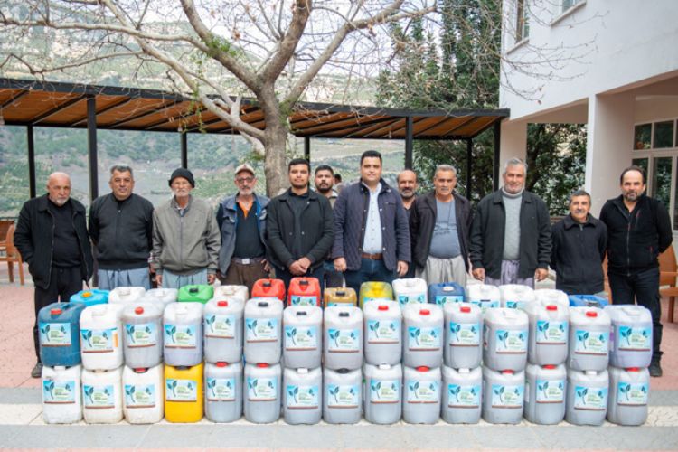 Çiftçiye ücretsiz solucan gübresi desteği