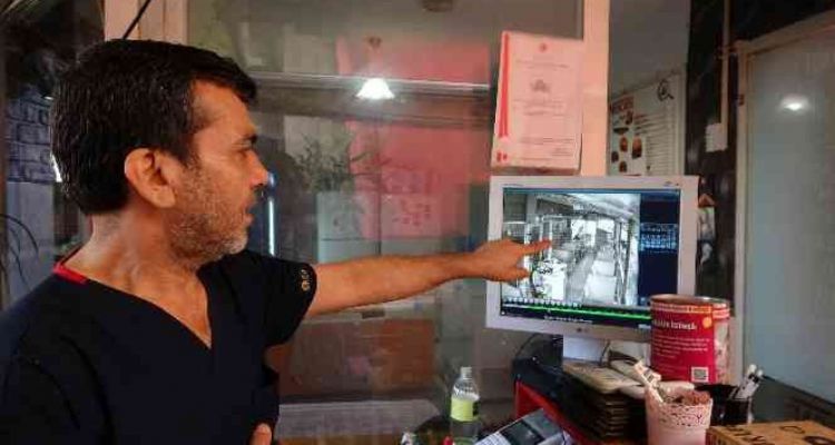 Arsız hırsız ikinci gün para bulamayınca limonata içti, bal kavanozunu çaldı