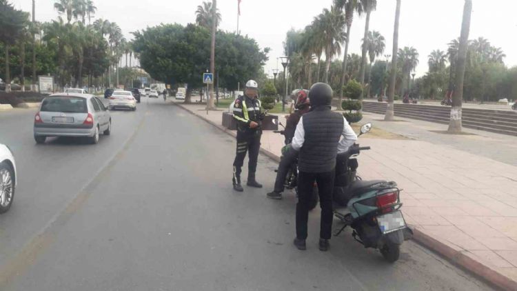 Mersin’de kural ihlali yapan sürücülere ceza yağdı