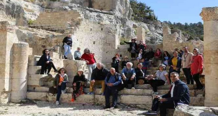 Uluslararası Karacaoğlan Sanat Sempozyumu devam ediyor
